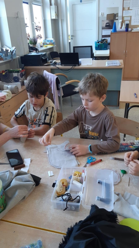  „Szyły… szyły i uszyły!”