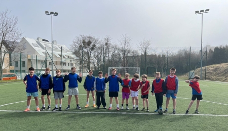 Szkolna liga – sportowe emocje na boisku!