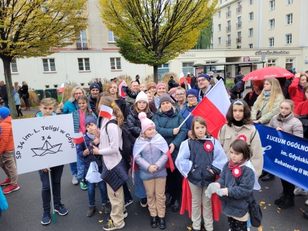Nasza szkoła na Gdyńskiej Paradzie Niepodległości